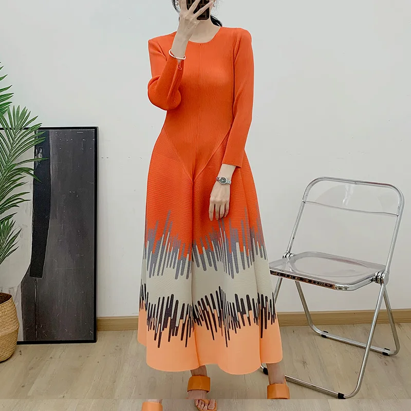 

Pleated Flower Bud Dress Vintage Printed Dress, Long Sleeve, Round Neck, Elastic Waist, Plus Size, Miyake, Fall, Winter, New