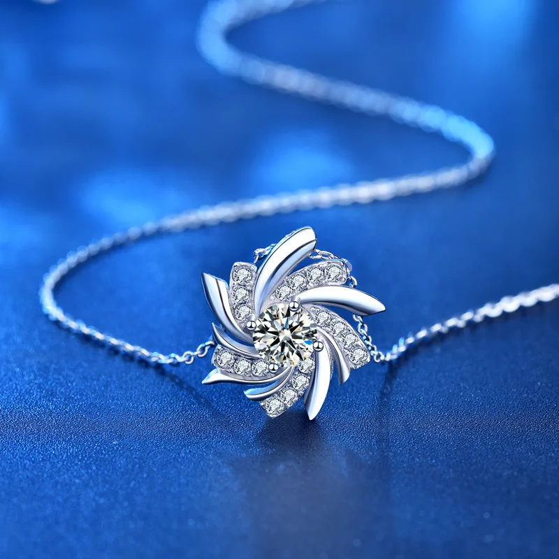0.5 Carat Moissanite Pendant Necklaces 925 Sterling Silver For Women Wedding Party Fine Jewelry
