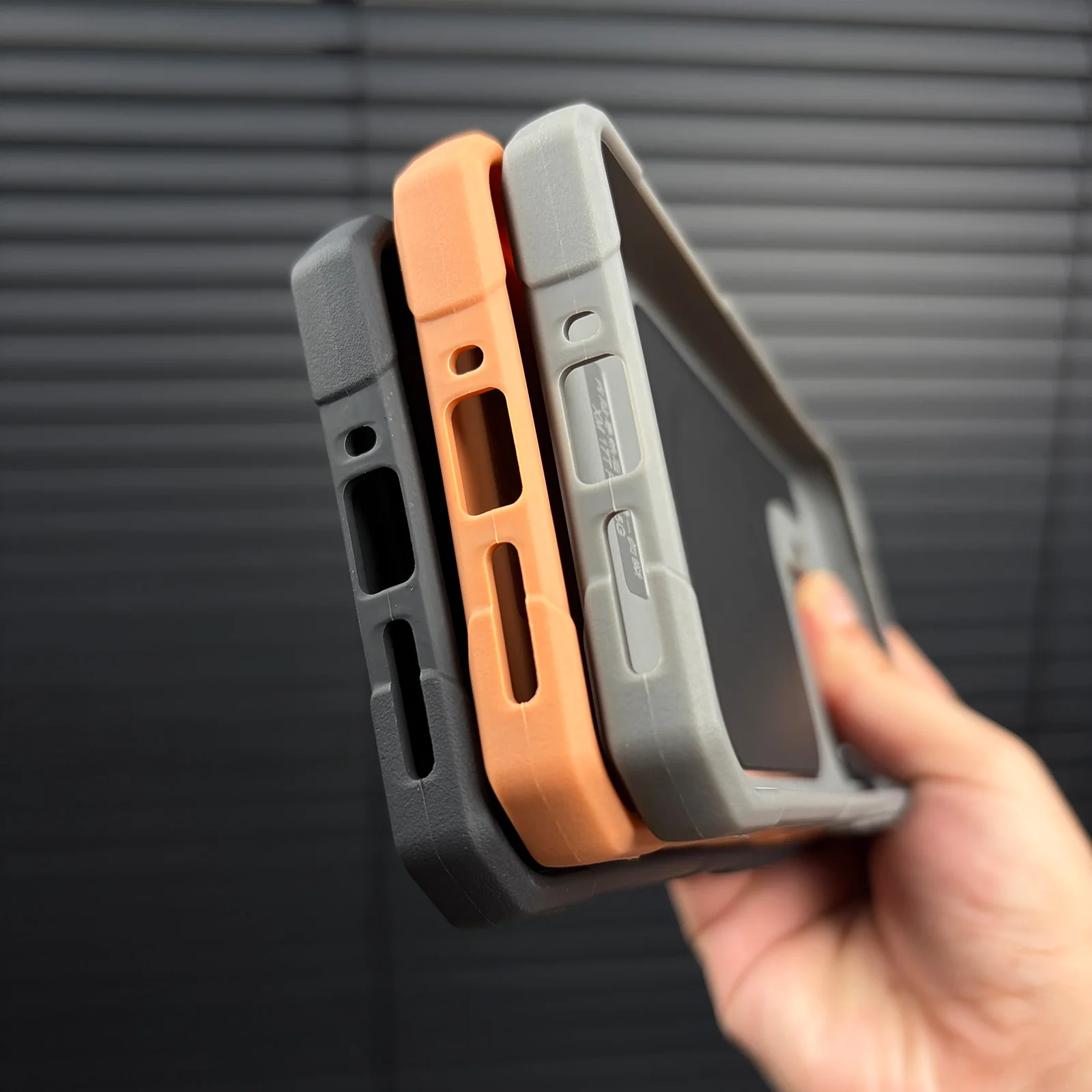 Graphene Heat Dissipation Magnetic Wireless Charging Silicone Cooling Case