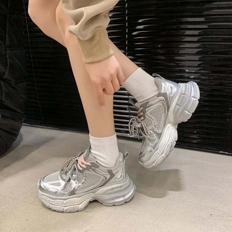 Breathable Women's Vulcanized Trainers With Front Lace-up Design_voghion.com