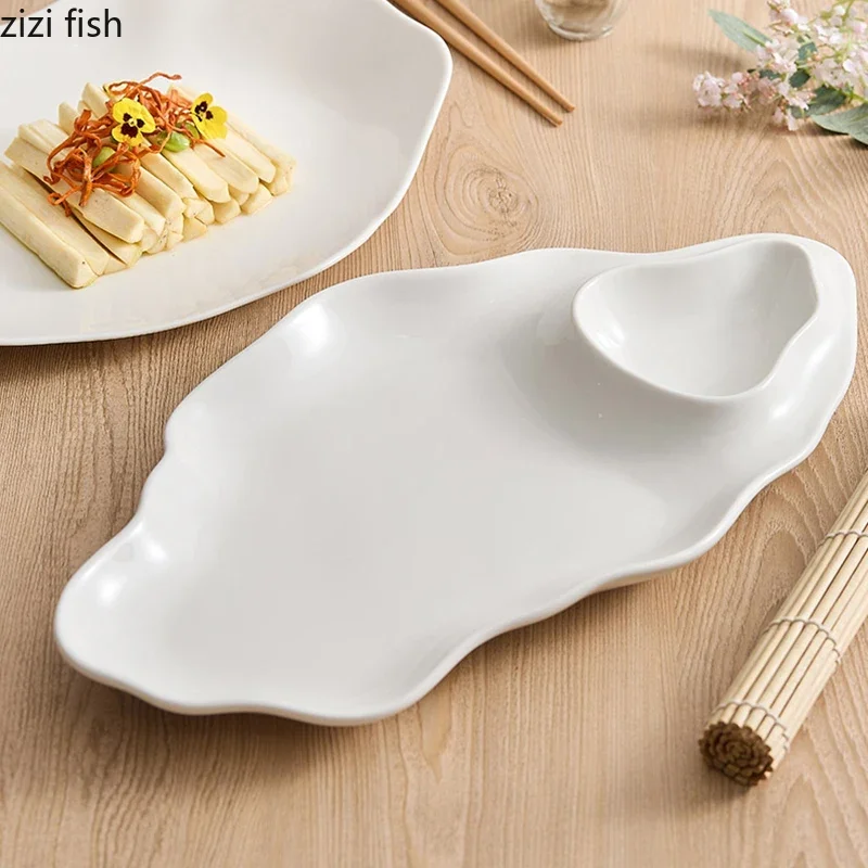 Irregular Pure White Ceramic Dinner Plate Restaurant Salad Plate Pasta Dessert Plates Dumplings Plates Creative Tableware
