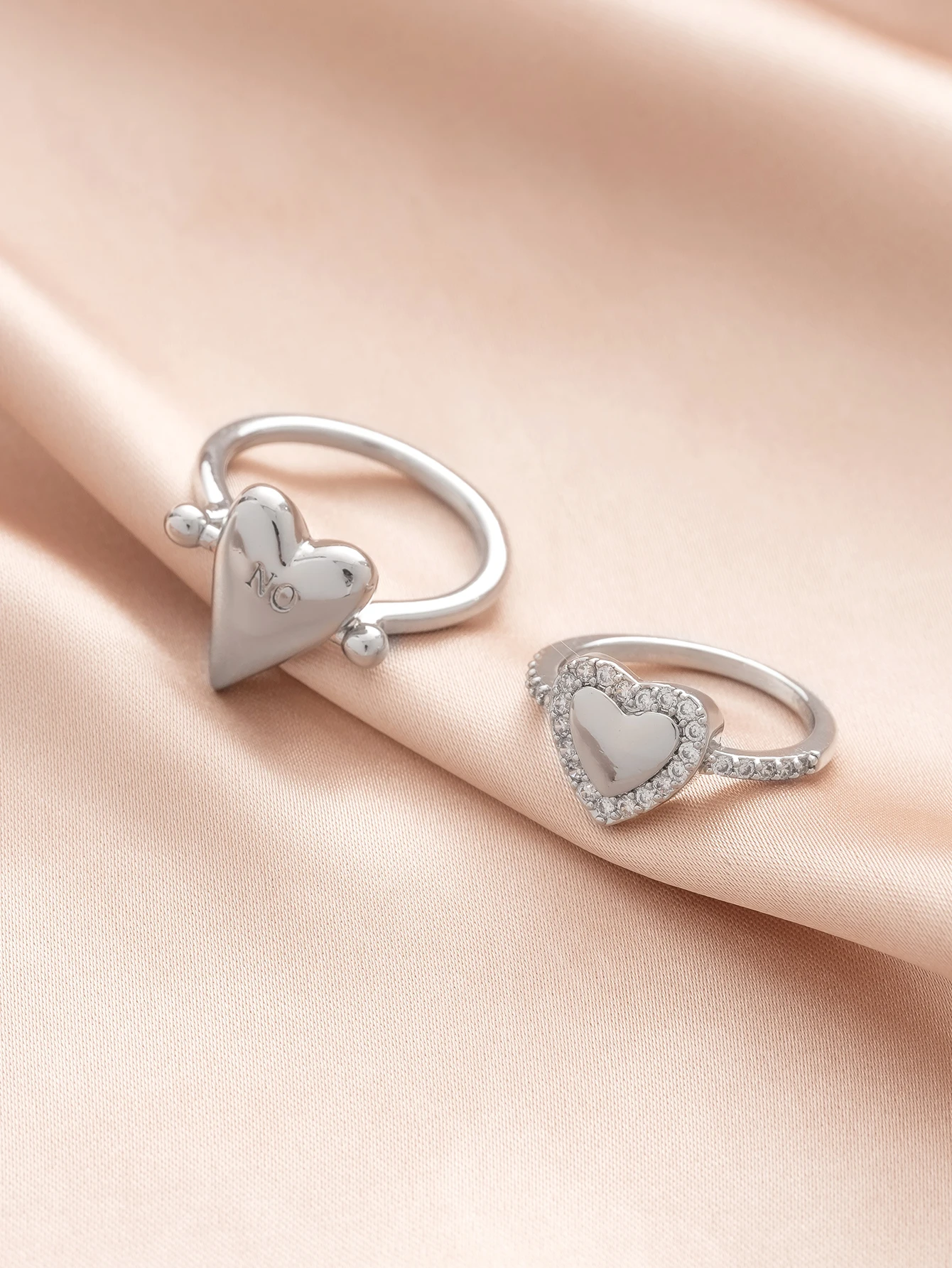 2PCS 360° Rotating Letter Womens Ring