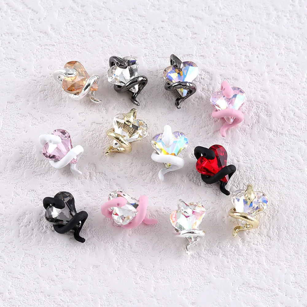 10Pcs Daimond Snake Crooked Heart Nail Art Charms 3D Alloy Snake Twists Around Crystal Decoration Luxury Nail Accessories Parts