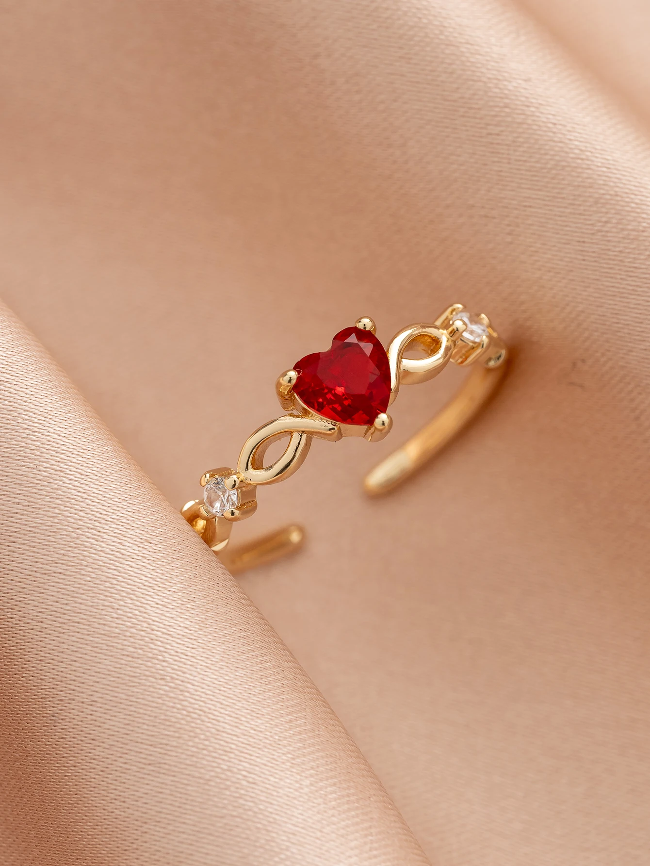 Exquisite Ring Fashion Jewelry for Women