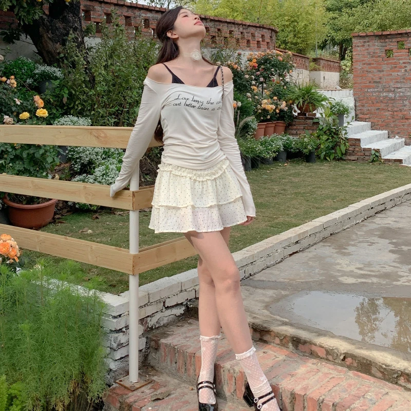 Рисунок 6 - Женская мини-юбка с рюшами и бантом