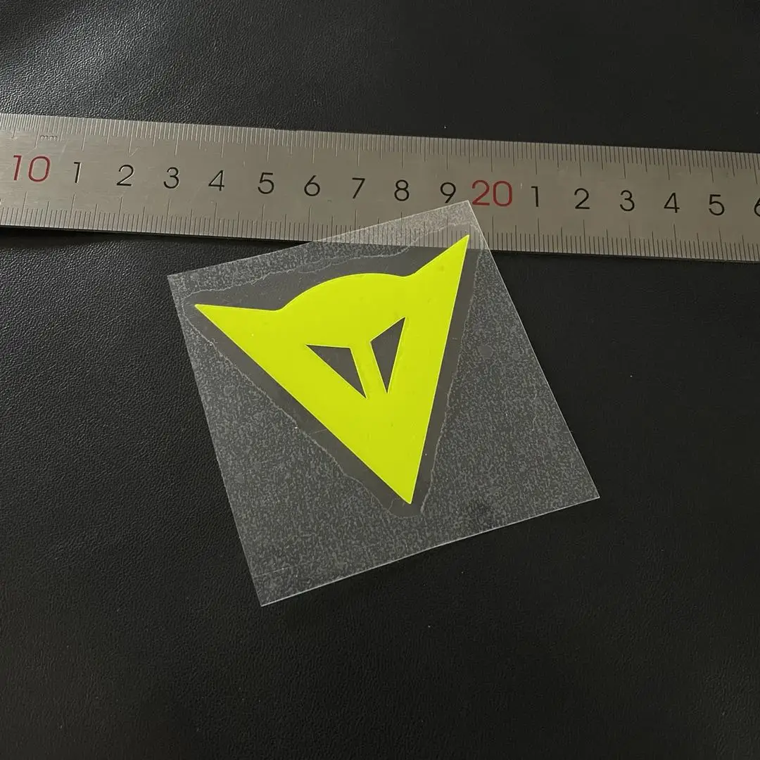 S357 VR Rossi MOTO GP  ƼĿ,   Į   ݻ ũ  ڵ  6x5.2cm