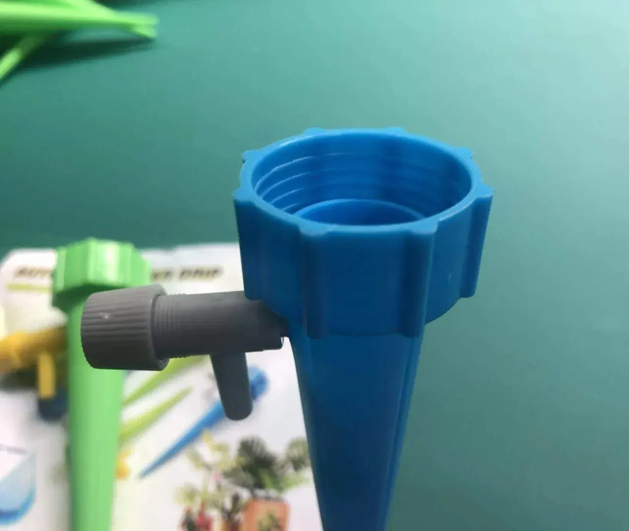 10 Packs Self Plant Watering Spikes Auto Drippers Irrigation Devices Vacation Automatic Plants Water System Adjustable