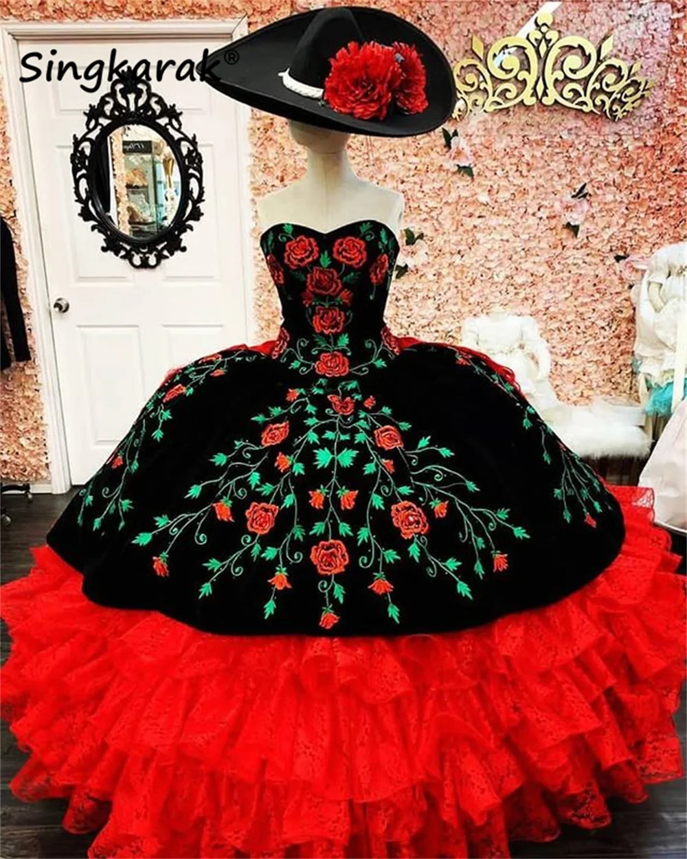 

Mexican Ball Gown Quinceanera Dresses 2022 Elegant Tulle Ruffles Sweet 16 Dress Embroidery vestidos de xv años Lace-Up