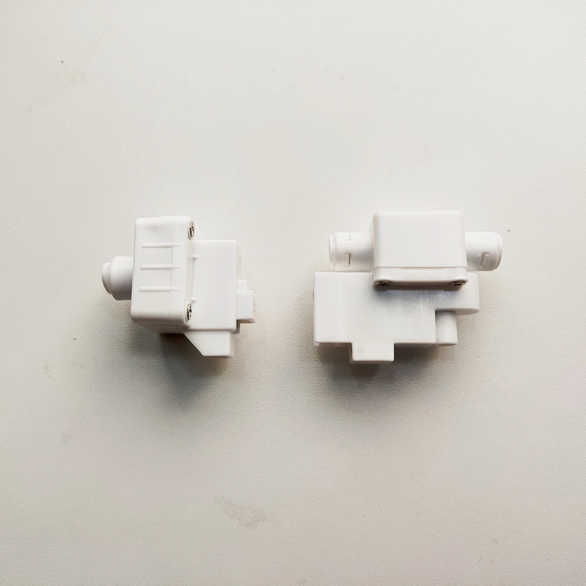 Water Tank Switch Valve Connector RO Water Tank High/Low Pressure Switch Relief Valve 1/4" Hose RO Water Filter Connector For Reverse Osmosis System Pump Motor