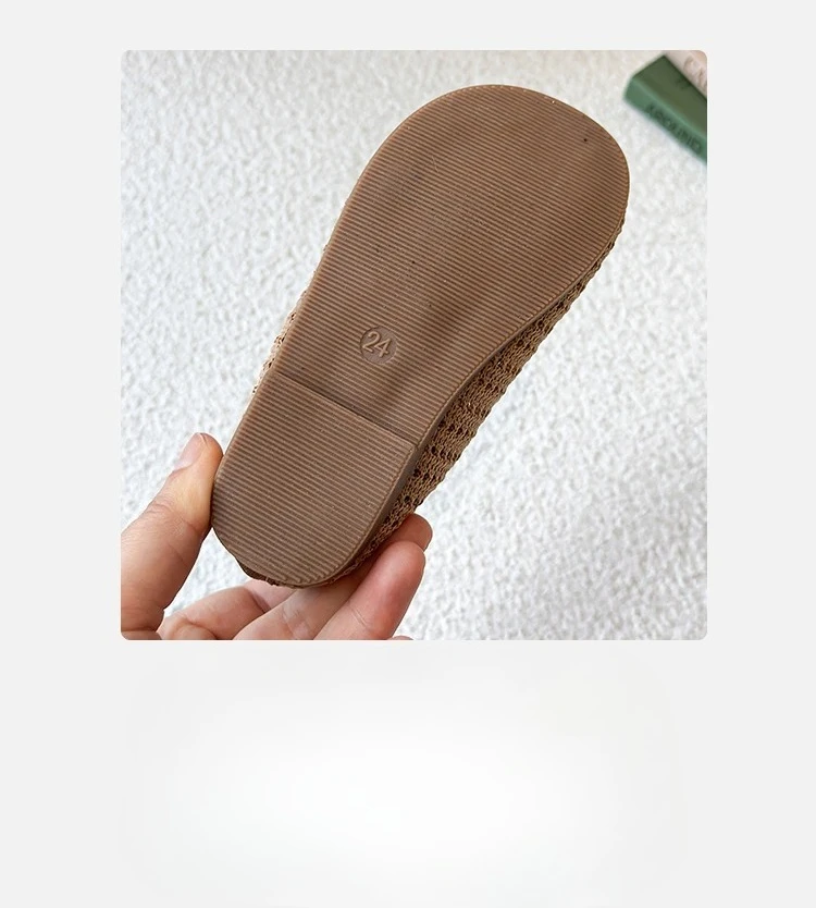 2025 الفتيات حذاء مسطح الانزلاق على لينة وحيد الاطفال نسج الأحذية تنفس جوفاء التدريجي الصيف جديد الأطفال حذاء كاجوال بلون