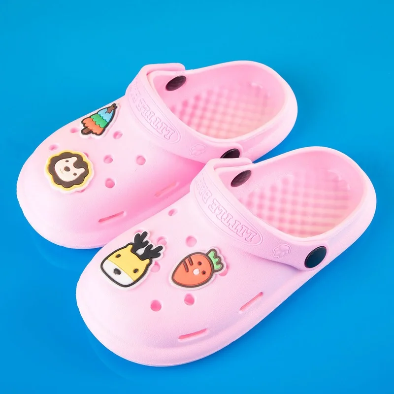 New Children's Hollow Out Slippers Boy And Girls Garden Shoes Non-slip Cartoon Cute Sandals And Slippers Children Clogs