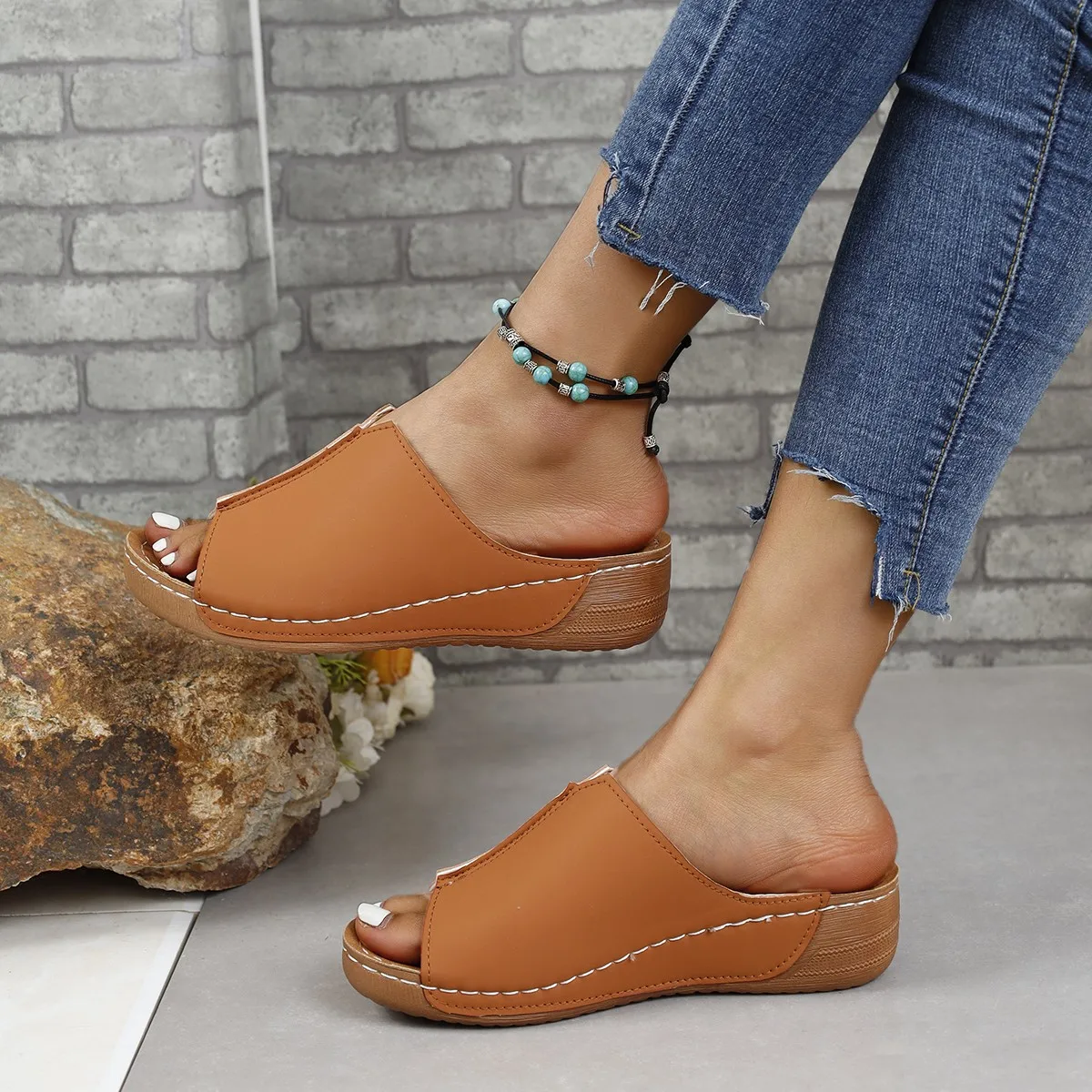 

2024 Wedge Sandals White Summer Fashion Breathable Comfortable Sandals Woman Buckle Female Footwear Woman Shoes