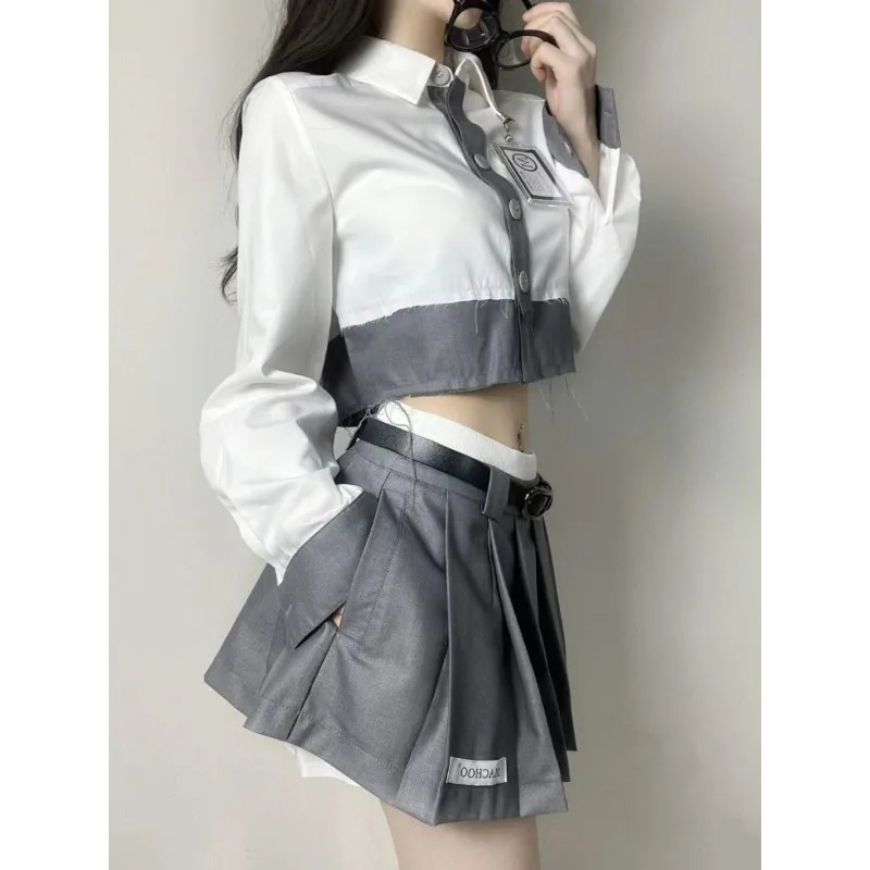 

Autumn New Women's Niche Design Sense Advanced College Splicing Polo Neck Short Jacket High Waisted Pleated Skirt Fashion Set