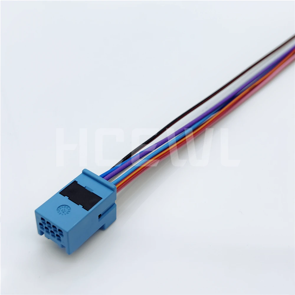 MX34008SF4 8PIN car connector wire harness plug