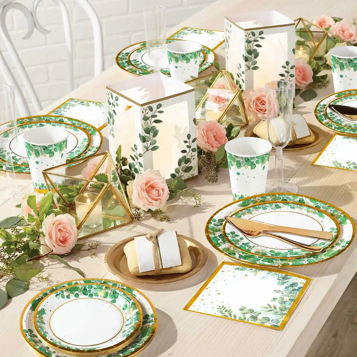 Assiettes Jetable Anniversaire Vert Sauge, Assiette Jetable Anniversaire Or  Vert Gobelets et Serviettes pour Fête De Mariage Baby Shower Fête  d'anniversaire, Fête prénatale, Fête à Thème Jungle - AliExpress