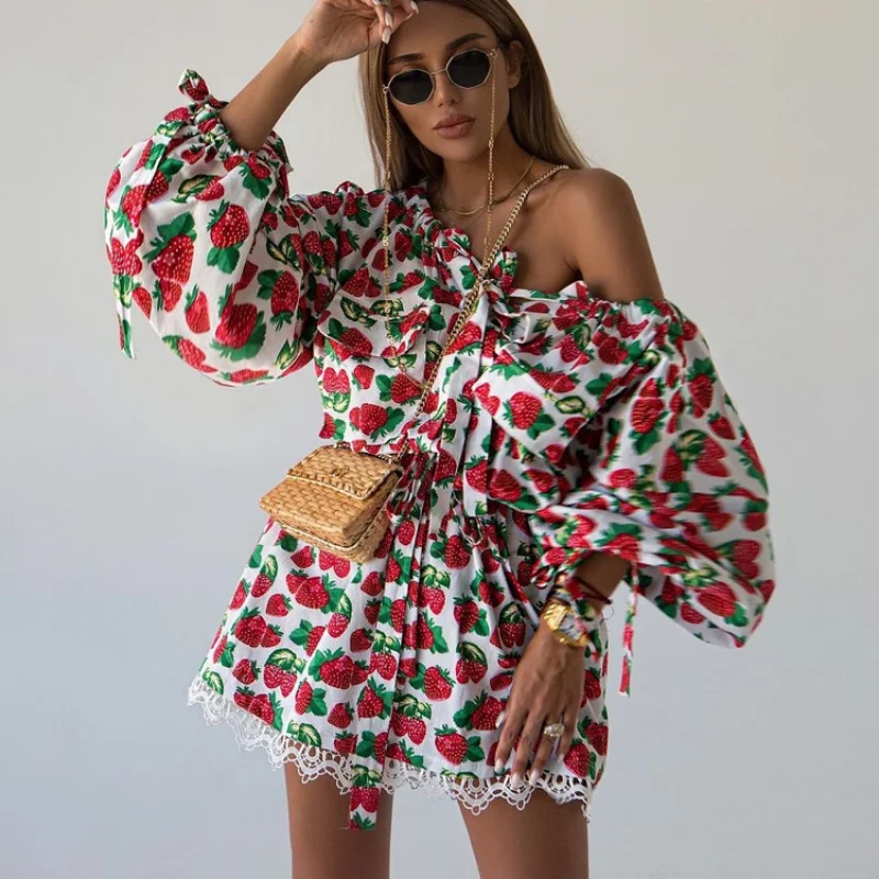 

Early Autumn New Sexy Hot Girl Strawberry Print Dress Waist Trimming Fashion Oblique Shoulder Long SleeveaLine skirtWlj