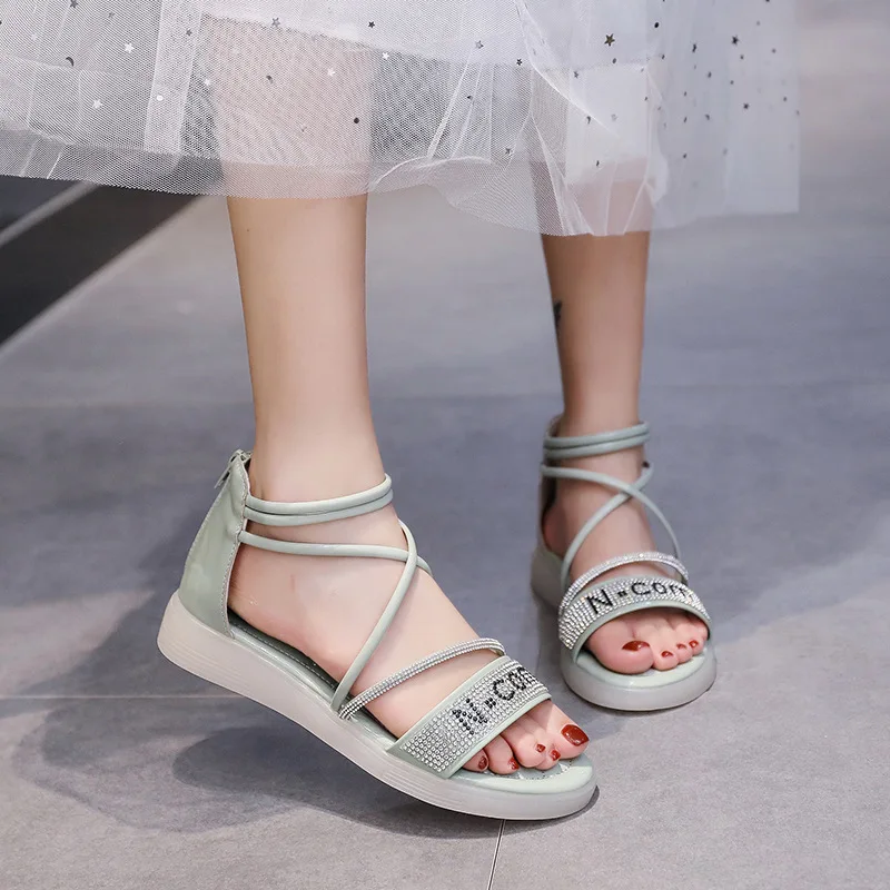 

Water Diamond Sandals for Women 2023 New Summer Flat Bottom Comfortable Fashion Roman Beach Sandals Designer Shoes