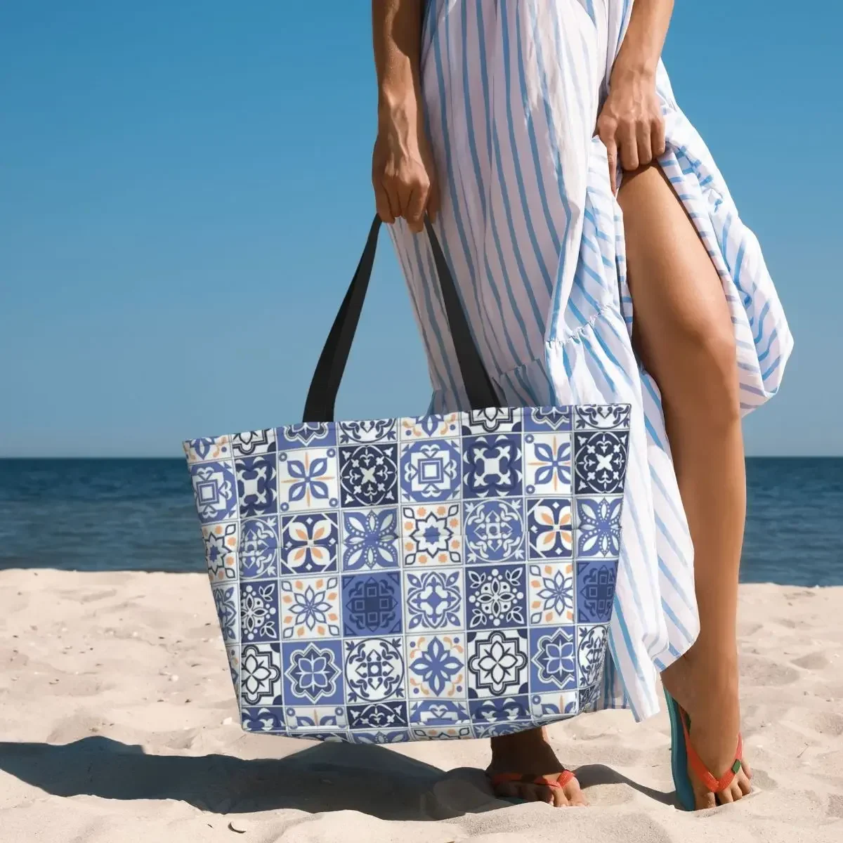 Blue Portuguese Tile Beach Travel Bag, Tote Bag Popular Practical Out Birthday Gift Multi-Style Pattern