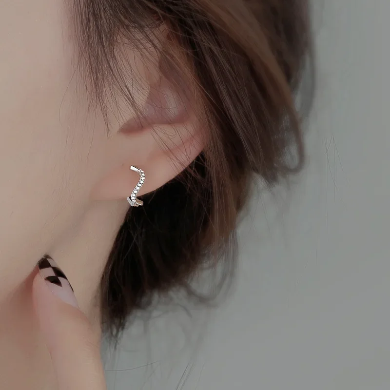 925 Sterling Silver Wavy Earrings For Women Fashion Personality Couple Small Contracted Earrings