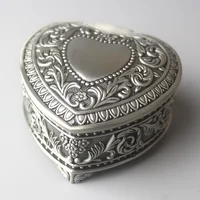 Rosiking Emboss Alloy Metal Music Box Wind Up Castle in the Sky For Frends Girl Christmas and Children Birthday Gift 2