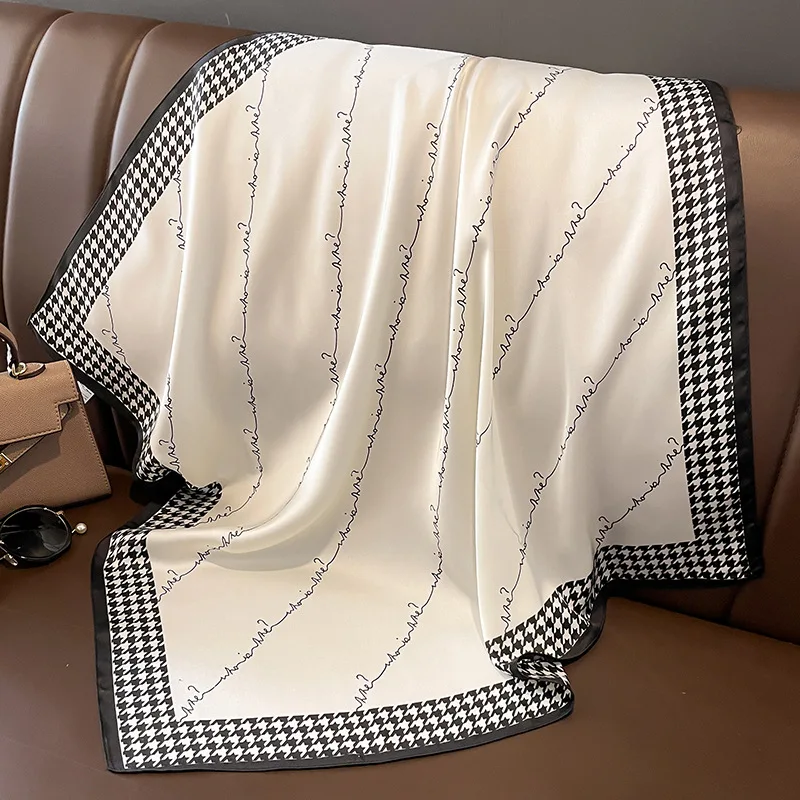 Spring and Autumn Women's 70cm Printed Silk-Feel Square Scarf