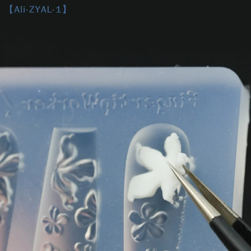 【ZYAL-1】네일 몰드 실리콘 레트로 패턴 네일 아트 장식 바로크 스타일 레리프 네일 아트 템플릿 입체 매니큐어 도구