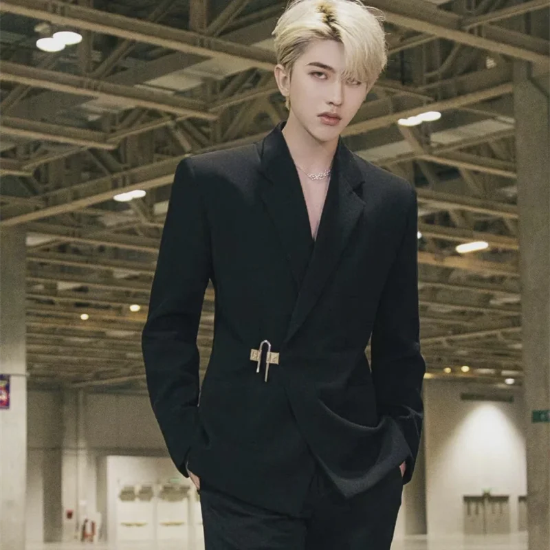 Description Picture 4 of itemCasual suit jacket for men in spring and summer,  design that is niche. Instagram trendy and handsome men's white suit