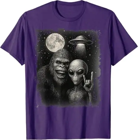 Lustiges Grunge Alien Selfie mit Rock Bigfoot & UFO T-Shirt Y2k Art Awesome Saying Tee Alien Sasquatch Ästhetische Kleidung Neuheit – Detail 9
