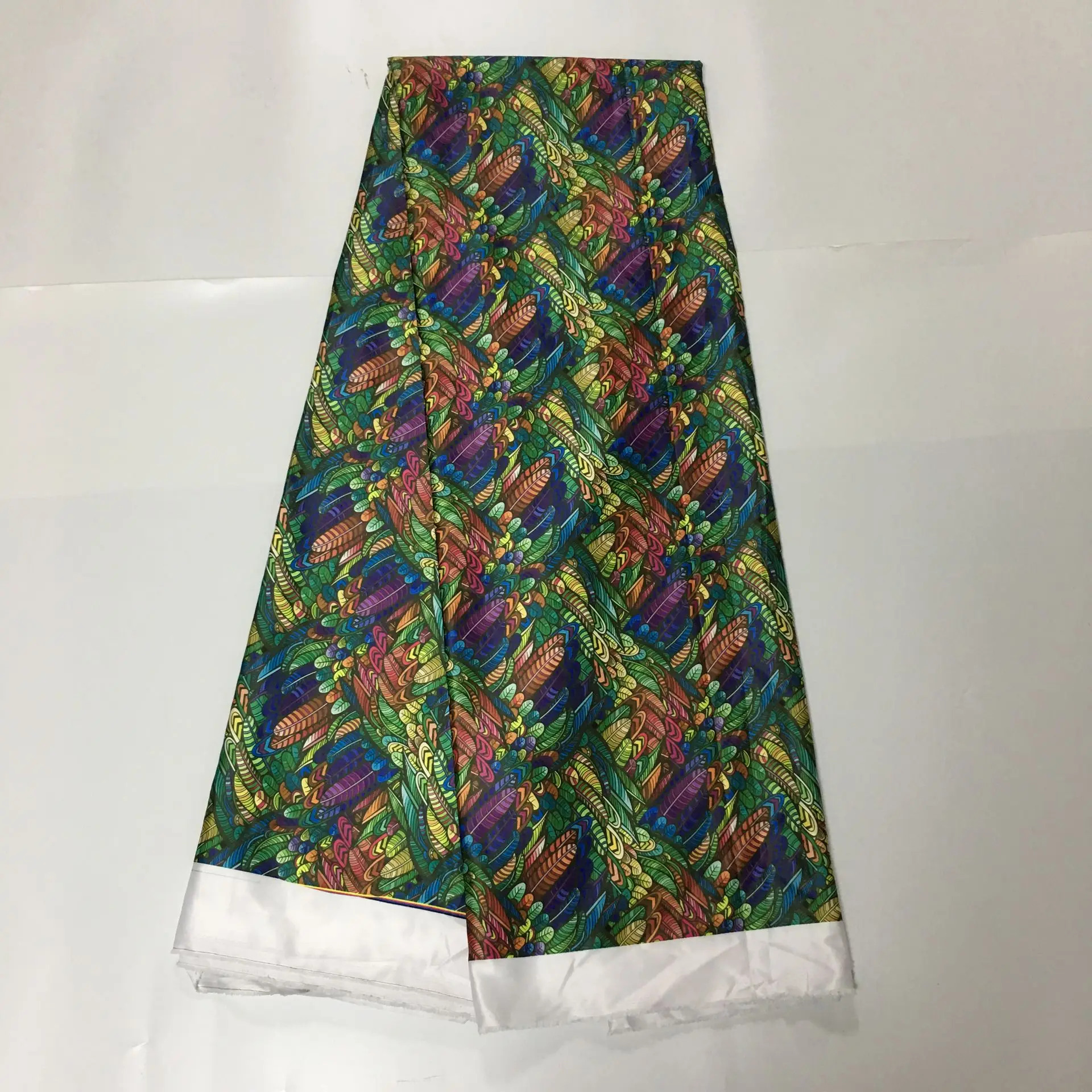 

New Arrival Multicolor Imitated Satin Silk Fabric Fashion African Pattern Design Eco-Friendly Silk Fabric For Party Dress 5Yards