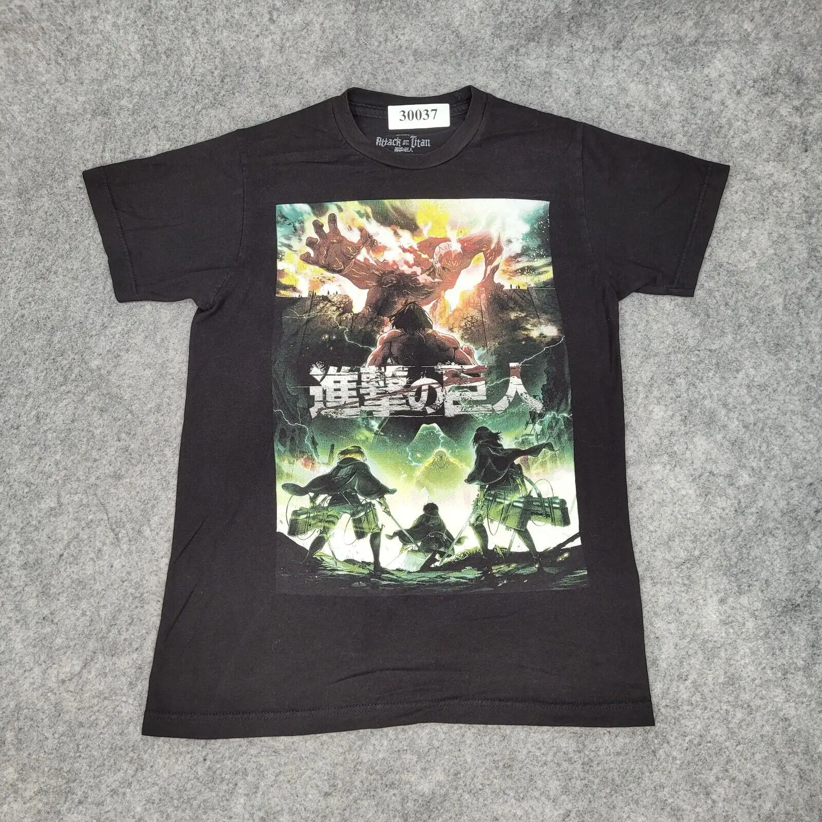 Attack On Titan Season 2 Anime Shirt Teens Small Black Graphic Tee Maniche Lunghe
