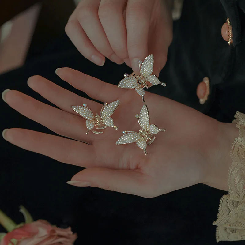 

New Butterfly Catch Clip Side Clip Broken Hair Clip Top Clip Pearl Female Fairy Temperament WOMAN HAIR CLIP Ponytail Claw Clip