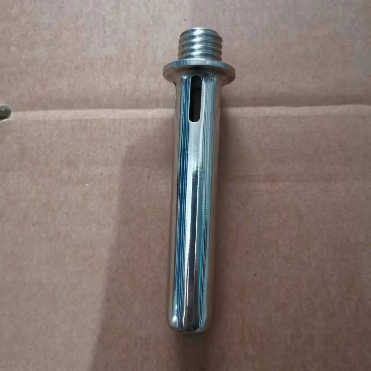 

1pcs Jetter Wash Plug DL Cow Milking Parlour Cleaning Block Leg Jetter Tray 304 Legs 18mm O.D. Threaded