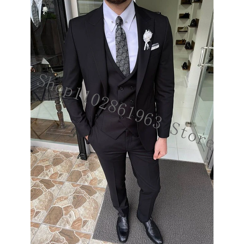 Рисунок 3 - Свадебные костюмы для мужчин