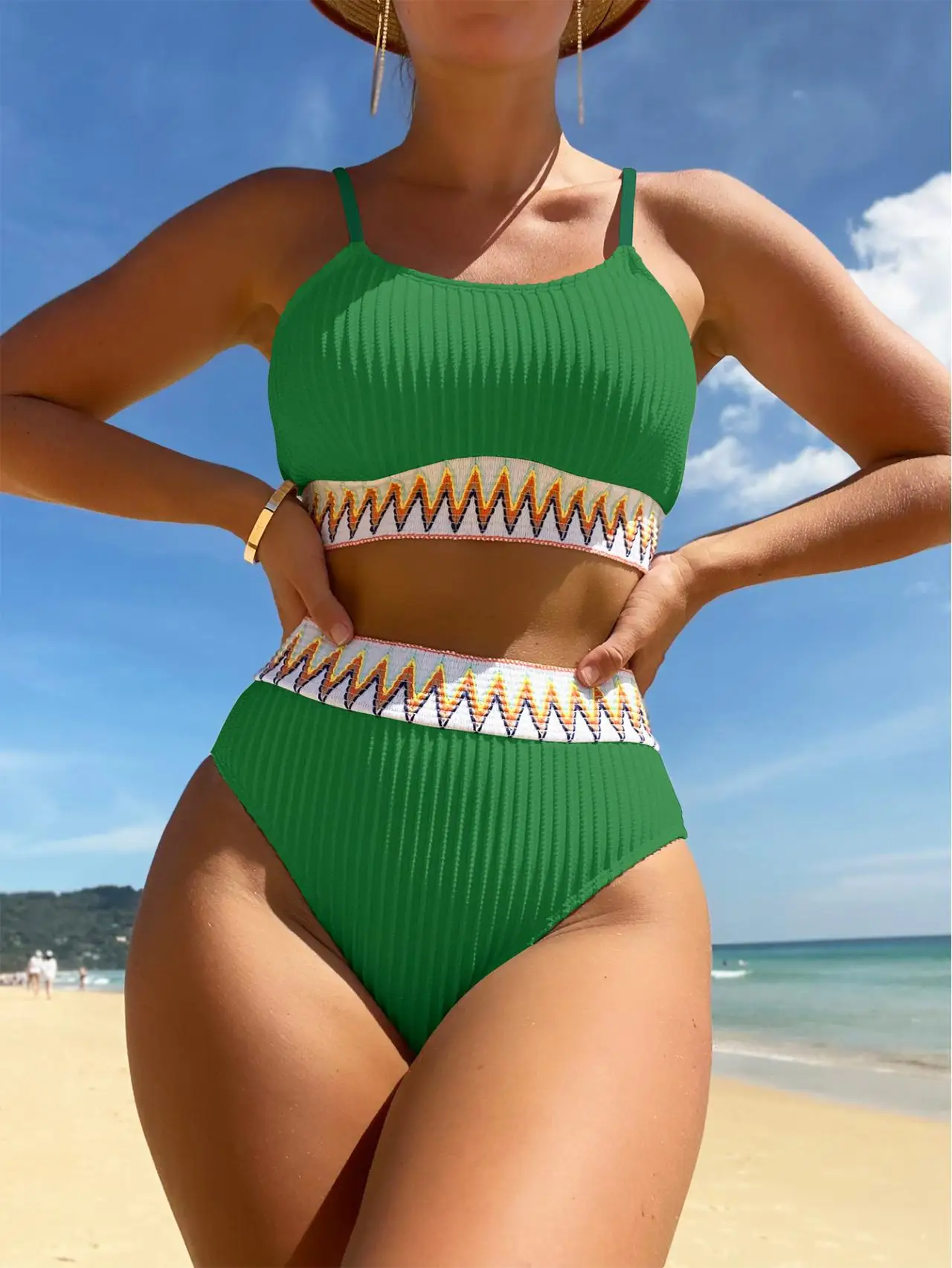 Suojapuku Bikini Da Donna,Costume Da Bagno A Due Pezzi,Tasti Del Pianoforte Note Musicali Insiemi Del Bikini Delle Donne 123134856