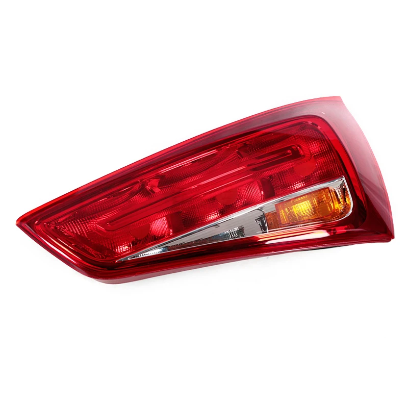 アウディ A1(8XCAX) 右テールランプ LEDテールライト アウディA1 DBA-8XCAX 右インナーテールライト 8X0 945 096