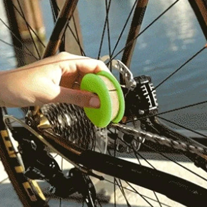 1PC Bicycle Chain Lubricator Oiler Lubrication Disc Rolling Wheel ...