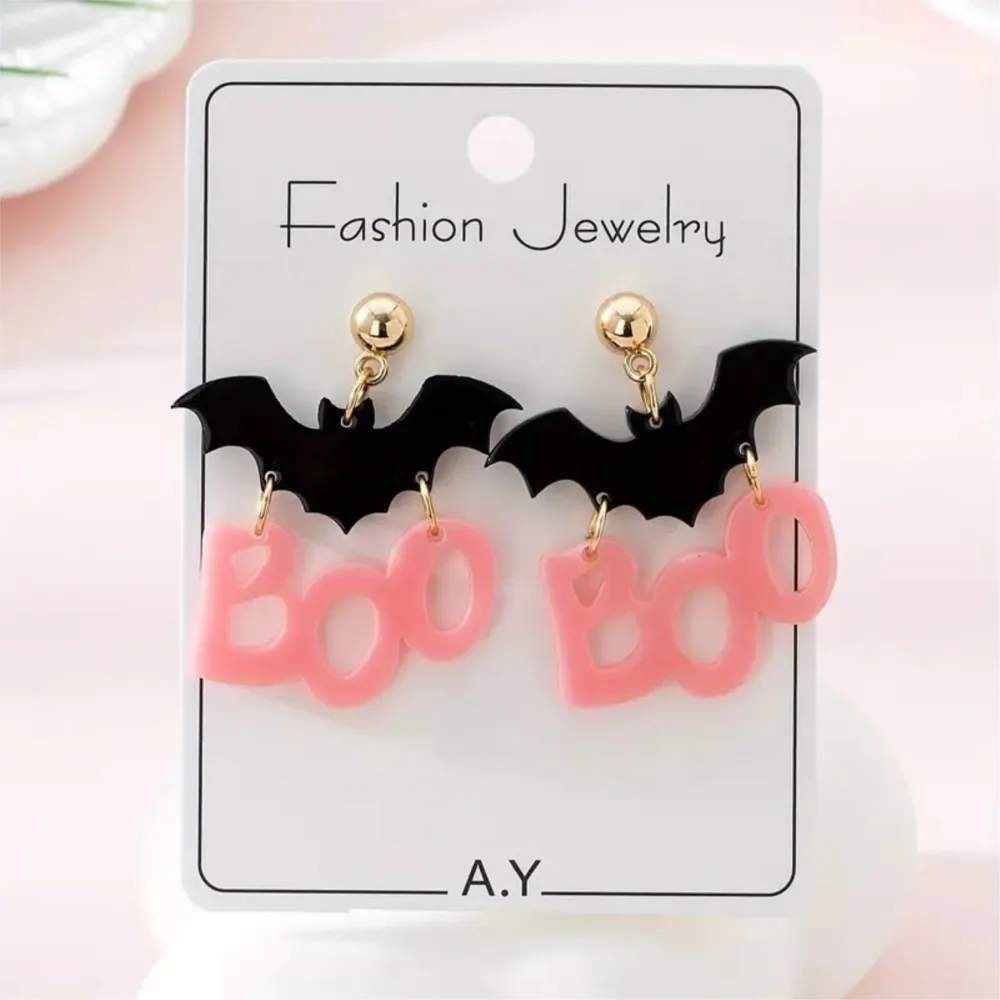 1 Pair Halloween Horror Bat BOO Letter Design Dangle Earrings for Women Perfect Gift for Parties and Gatherings Decoration