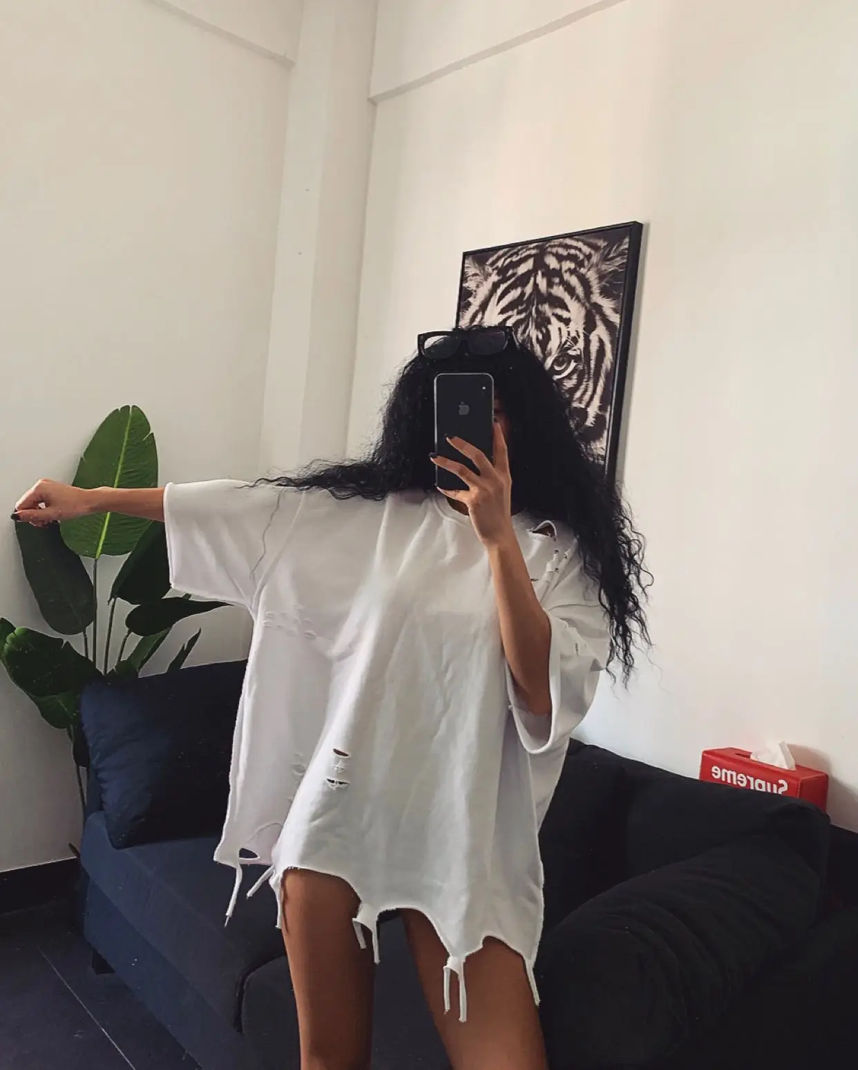 

Europe and the United States ripped fashion short sleeve