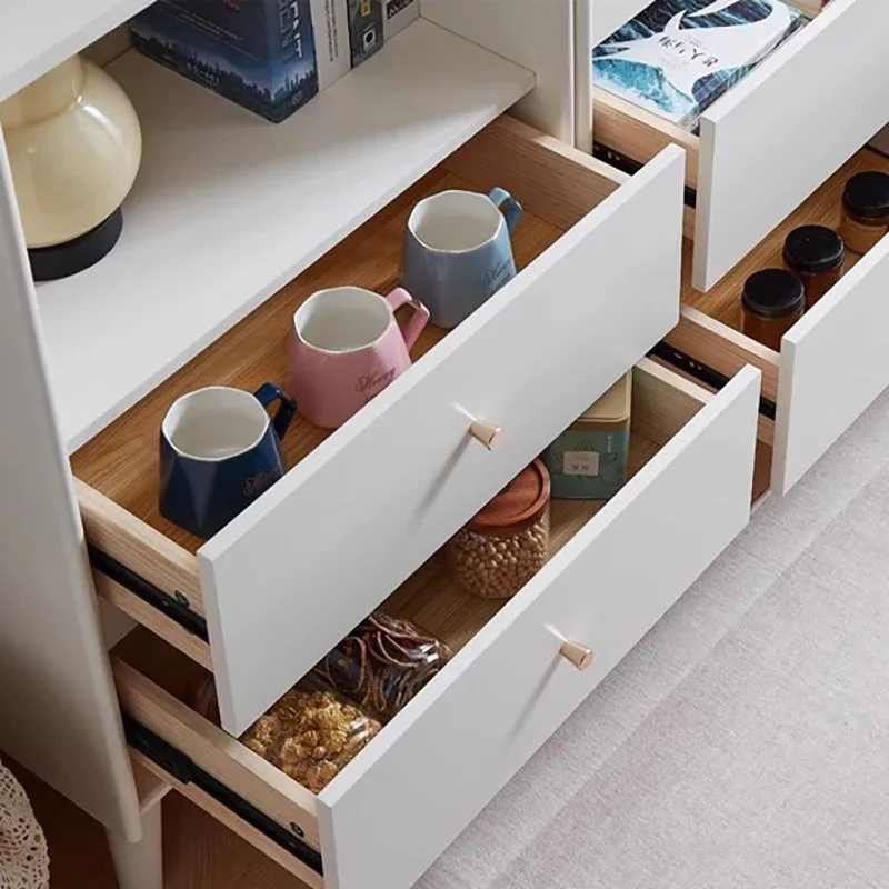 Рисунок 3 - Удобный современный шкаф для гостиной