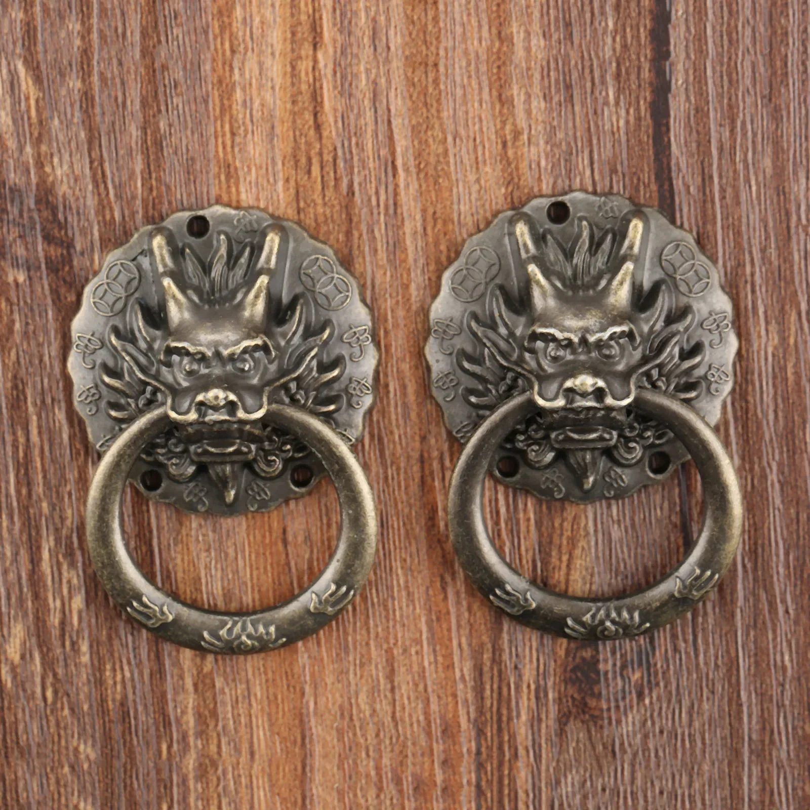 2pcs Antique Bronze Dragon Head Handles Old Chinese Style Vintage Pulls Ring for Dresser Drawer Cabinet Door 32*47mm