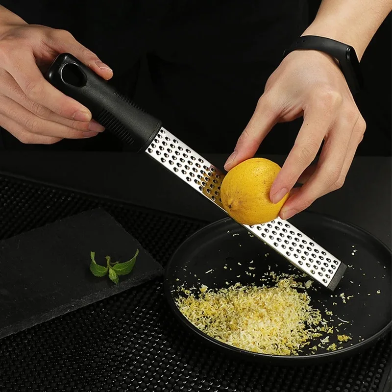 Stainless Steel kitchen Fruit Vegetable Tool Lemon Zester Cheese And Spice Grater Peeling Stripping machine With Non-Slip Handle