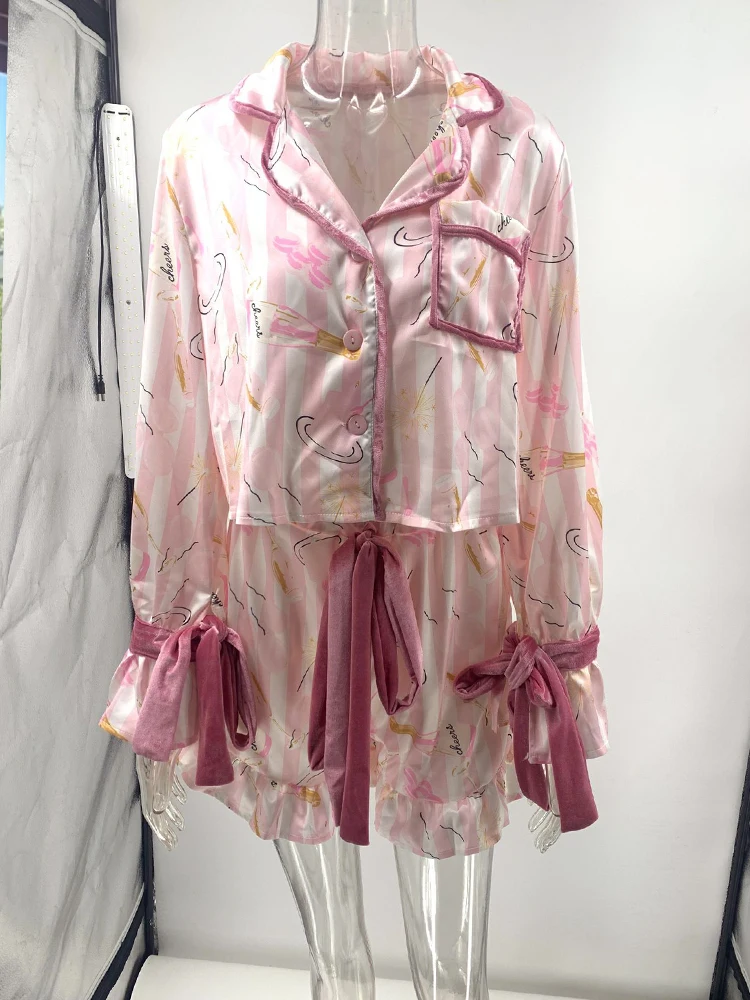 Y2k Pink Bow Pajama Sets for Women 2 Piece Shorts Cute Short Sleeve Matching Lounge Shirts Sets 90S Santa Claus pajamas pajama sets