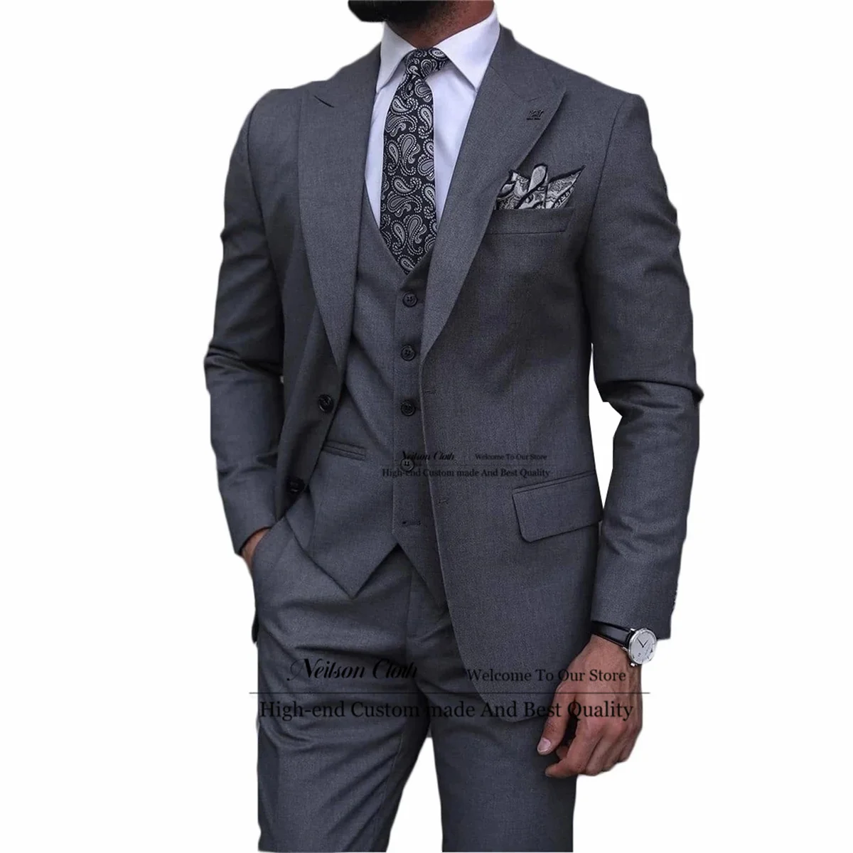 

Classic Gray Men Suits Peaked Lapel Groom Wedding Tuxedos 3 Pieces Sets Business Male Blazers Slim Fit Groomsmen Costume Homme