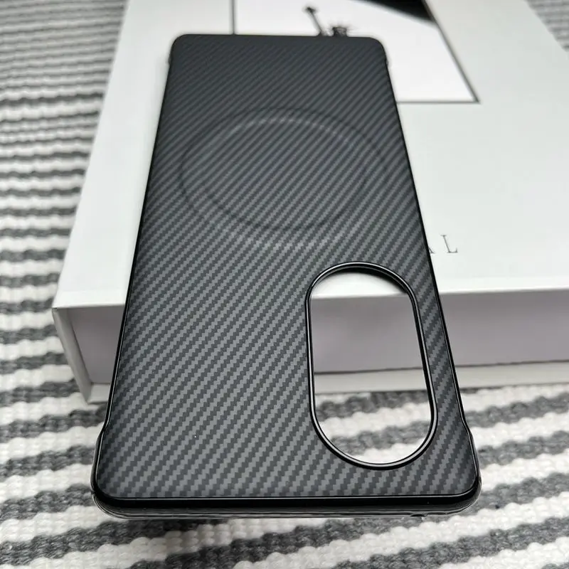Huawei Honor Pro Hard Carbon Fiber Magnetic Wireless Charging Slim Protective Back Cover