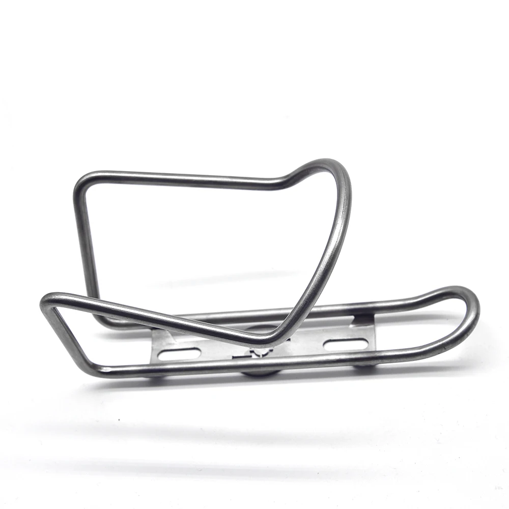 Titanium Alloy Bicycle Bottle Holder Universal Road Mountain Bike Water Bottle Rack Cycling Water Cup Mount Bicycle Kettle Cage