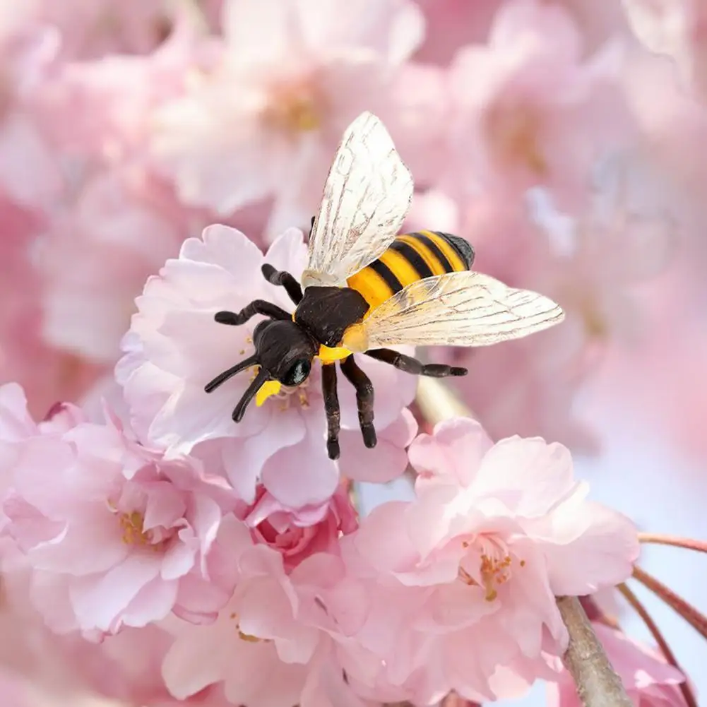 Miniature Ornament Miniature Figurines PVC Bee Model Clear Texture Honeybee Sculpture Decor Collect Gift