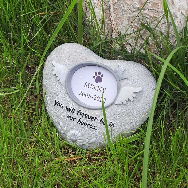 Pet Dog Tombstone Resin Simulation Cat Pawprint Memorial Stone Tombstone Small Animal Sacrifice Monument Handicraft Ornaments
