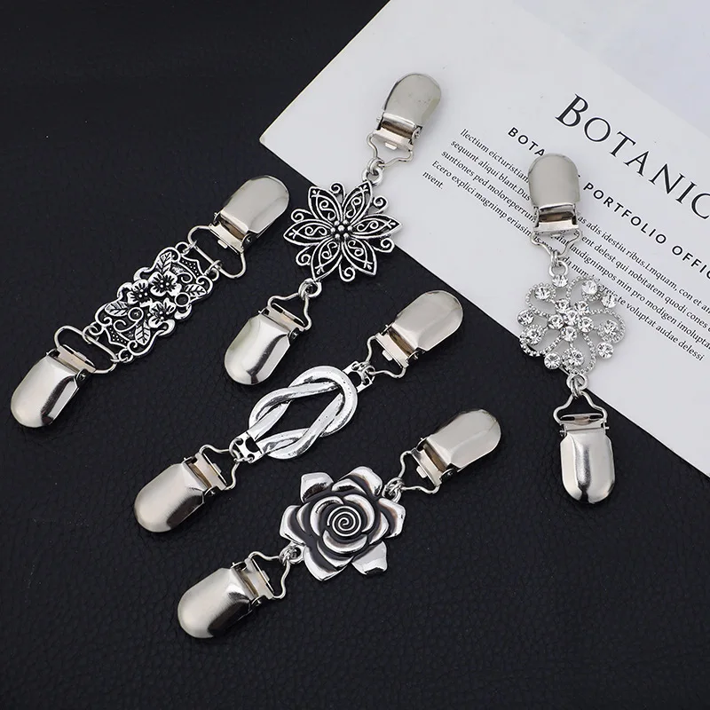Garment Clips 1pcs Vintage Sweater Shawl Clips Dresses Cardigan Collar Brooch Clip Vintage Shirts Clips for Women Girls Clothing Accessories