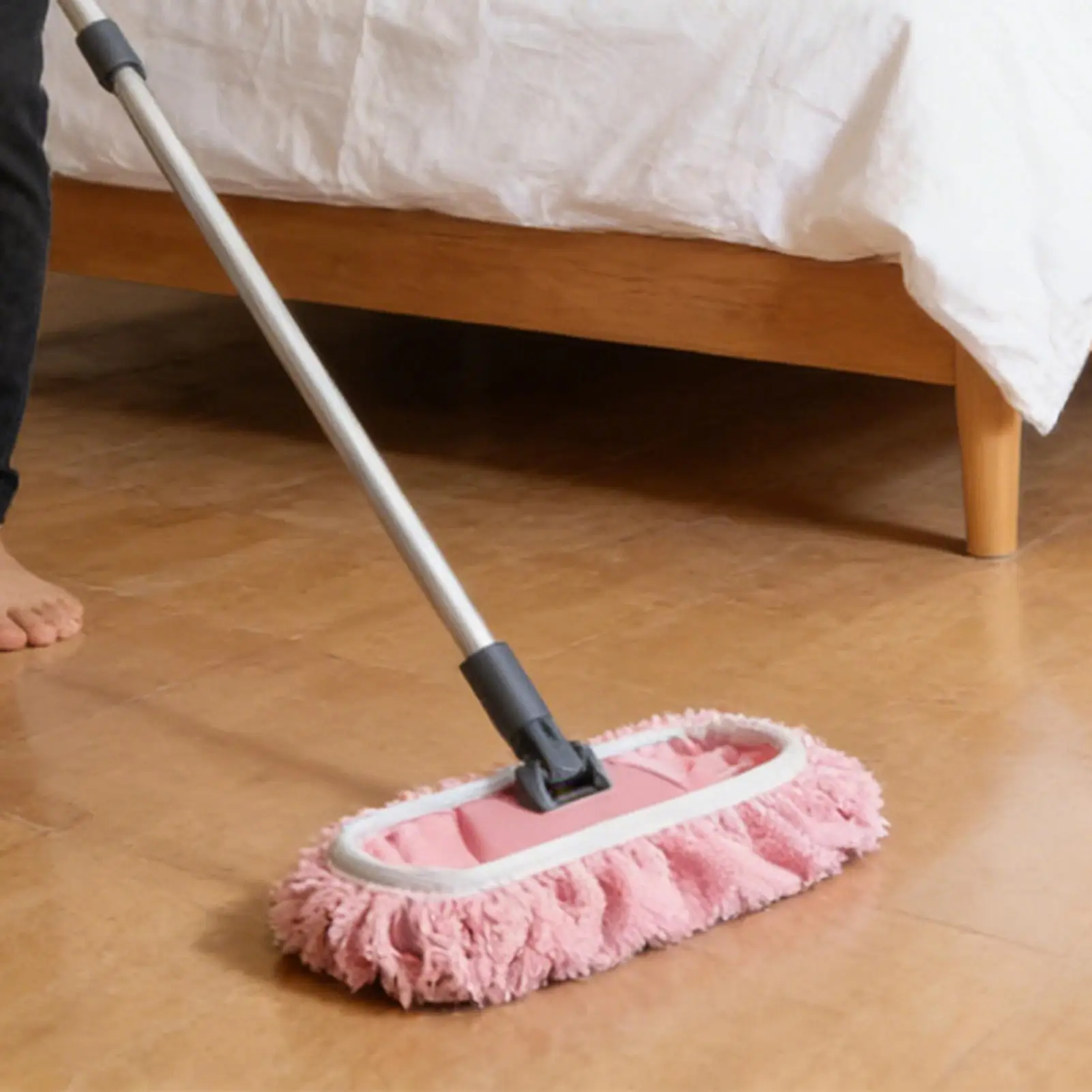 Eco-Friendly Machine Washable Microfiber Mop Pads for Versatile Home Cleaning