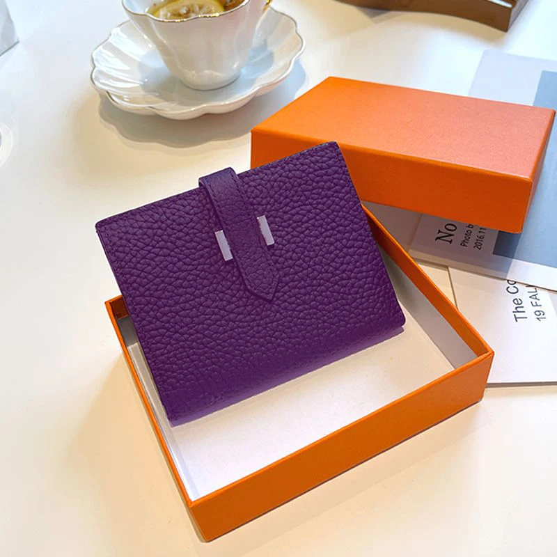 Рисунок 5 - Брендовый дизайнерский короткий клатч для монет